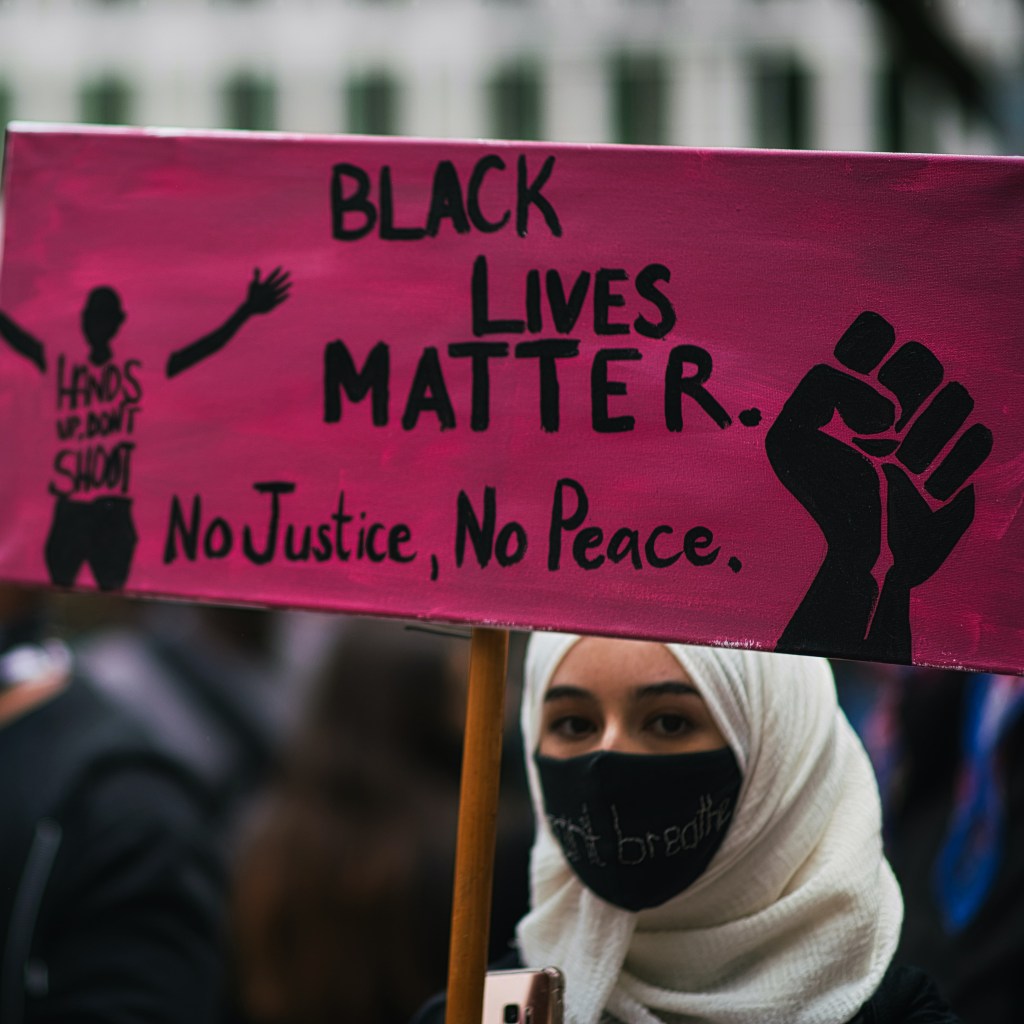 عن العالم العربي وانعدام العنصرية فيه | Racism and&nbsp;Microaggression